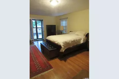 8302 116th Street, Richmond Hill, NY 11418 - Photo 6