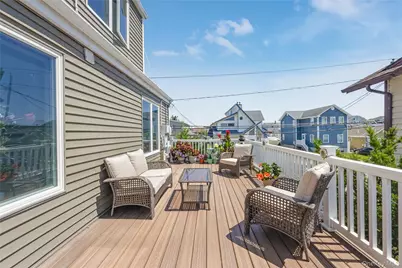 729 S 9th Street, Lindenhurst, NY 11757 - Photo 28