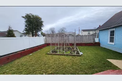 2917 Yale Place, Baldwin, NY 11510 - Photo 4