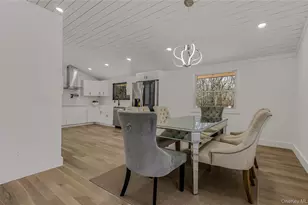 105 Old Riverhead Rd, Hampton Bays, NY 11946 - Photo 30