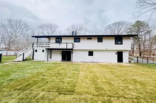 105 Old Riverhead Rd, Hampton Bays, NY 11946 - Photo 6