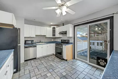 755 Logan Avenue, Bronx, NY 10465 - Photo 10