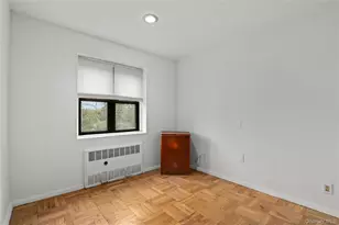 266 Pelham Rd, New Rochelle, NY 10805 - Photo 14