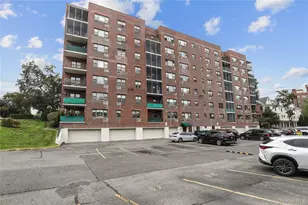 266 Pelham Rd, New Rochelle, NY 10805 - Photo 18