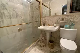 27110 Grand Central Parkway Pkwy, Floral Park, NY 11005 - Photo 16