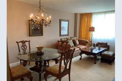 27110 Grand Central Parkway Parkway #15Z, Floral Park, NY 11005 - Photo 6