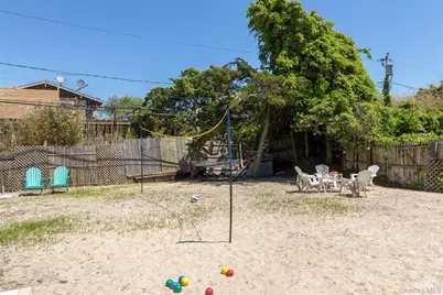 12 Surfview Walk, Seaview, NY 11770 - Photo 32