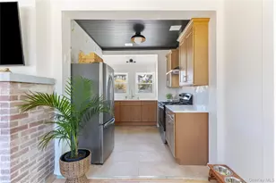 12 Surf View Walk, Seaview, NY 11770 - Photo 10