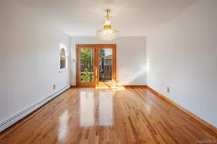 34 Vandewater Ave, Floral Park, NY 11001 - Photo 12