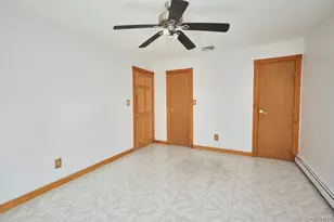 34 Vandewater Ave, Floral Park, NY 11001 - Photo 16