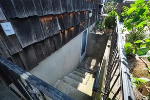 34 Vandewater Ave, Floral Park, NY 11001 - Photo 28