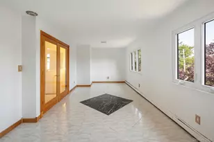 34 Vandewater Ave, Floral Park, NY 11001 - Photo 22