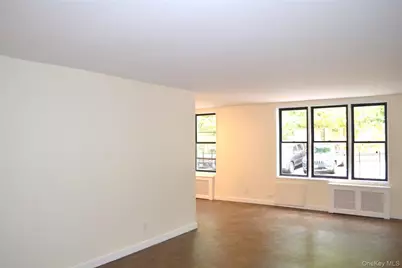 632 Warburton Avenue #3M, Yonkers, NY 10701 - Photo 12