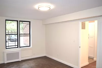 632 Warburton Avenue #3M, Yonkers, NY 10701 - Photo 18