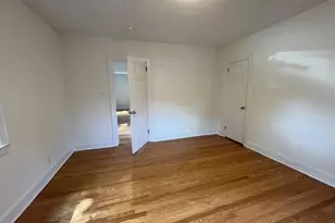 8 Dunes Ln, Port Washington, NY 11050 - Photo 4