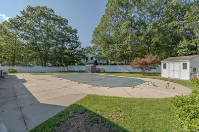 21 Mount Snow Lane, Coram, NY 11727 - Photo 6