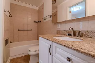 21 Mt Snow Ln, Coram, NY 11727 - Photo 34