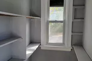 91 Pershing Ave, Poughkeepsie, NY 12601 - Photo 10