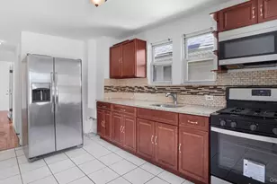 107-43 Inwood St, Jamaica, NY 11435 - Photo 20