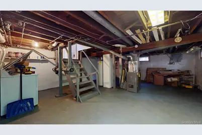24 8th Avenue, Sea Cliff, NY 11579 - Photo 24