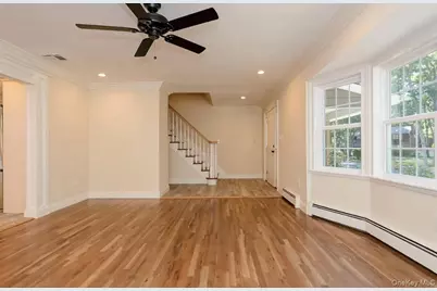 29 Thornwood Drive, Dix Hills, NY 11746 - Photo 4