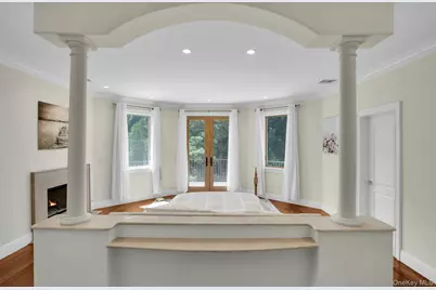 12 Redwood Drive, Dix Hills, NY 11746 - Photo 22