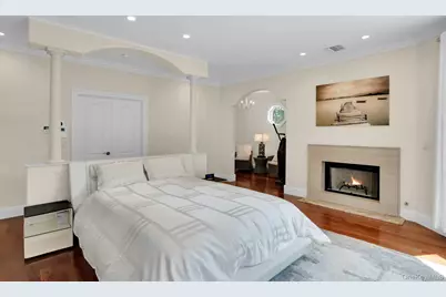 12 Redwood Drive, Dix Hills, NY 11746 - Photo 24