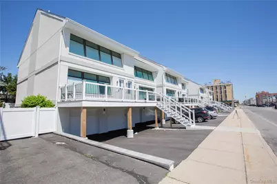 521 W Broadway #B, Long Beach, NY 11561 - Photo 2