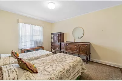 53-31 37th Road, Woodside, NY 11377 - Photo 6