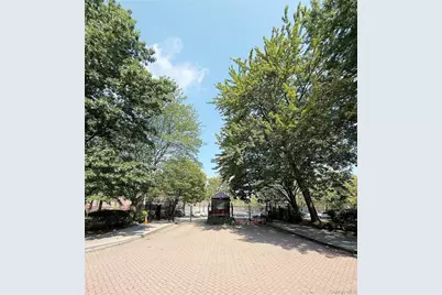 15020 71 Avenue #3E, Flushing, NY 11367 - Photo 2