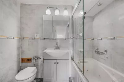 3725 Henry Hudson Parkway #6D, Bronx, NY 10463 - Photo 8