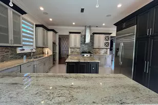 302 Hewlett Neck Rd, Woodmere, NY 11598 - Photo 10