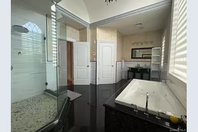 302 Hewlett Neck Road, Woodmere, NY 11598 - Photo 20