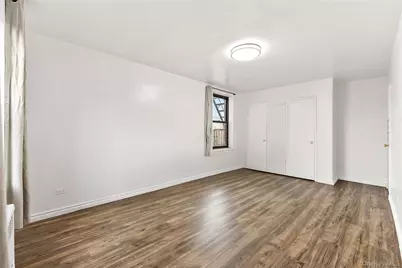 137-05 Franklin Ave #5N, Flushing, NY 11355 - Photo 10