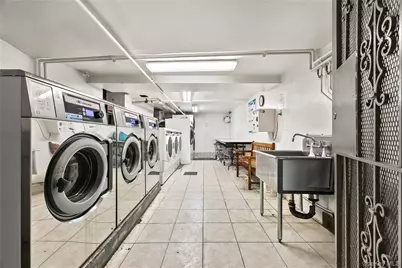 137-05 Franklin Ave #5N, Flushing, NY 11355 - Photo 14