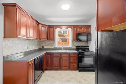 1054 Lydig Avenue, Bronx, NY 10461 - Photo 20