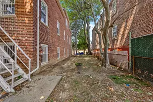 1054 Lydig Ave, Bronx, NY 10461 - Photo 38