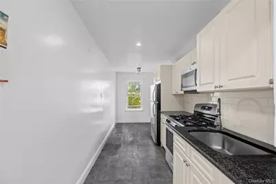 1054 Lydig Avenue, Bronx, NY 10461 - Photo 4