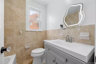 1054 Lydig Avenue, Bronx, NY 10461 - Photo 18