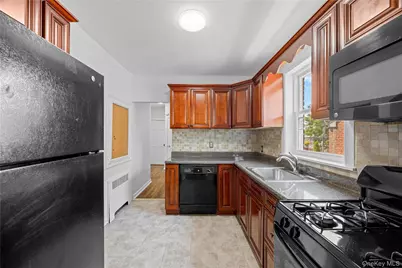 1054 Lydig Avenue, Bronx, NY 10461 - Photo 22