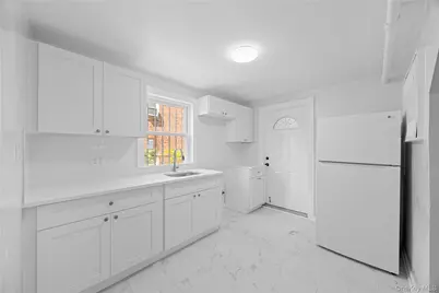 1054 Lydig Avenue, Bronx, NY 10461 - Photo 24