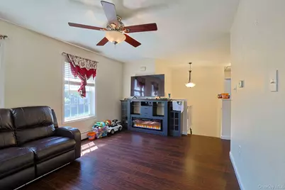 5 Wood Street, Poughkeepsie, NY 12603 - Photo 6