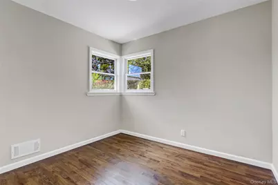 1067 Mirabelle Avenue, Westbury, NY 11590 - Photo 10