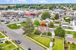 2347 Roosevelt Ave, East Meadow, NY 11554 - Photo 22