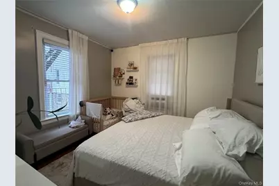 93 E 233rd Street, Bronx, NY 10470 - Photo 6