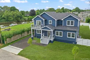 7 S Bay Ave, Bay Shore, NY 11706 - Photo 4