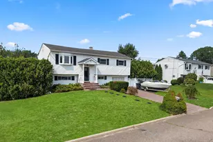 109 Remington Ave, Selden, NY 11784 - Photo 2