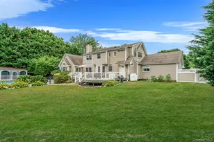 10 Spyglass Ln, East Setauket, NY 11733 - Photo 32