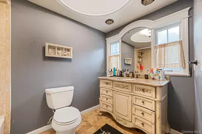 10 Spyglass Lane, East Setauket, NY 11733 - Photo 20