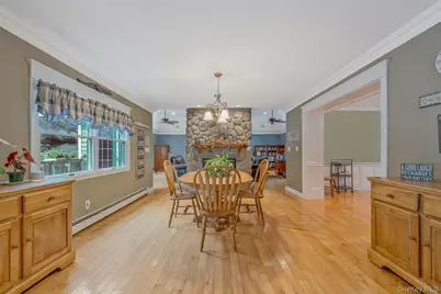 10 Spyglass Lane, East Setauket, NY 11733 - Photo 8